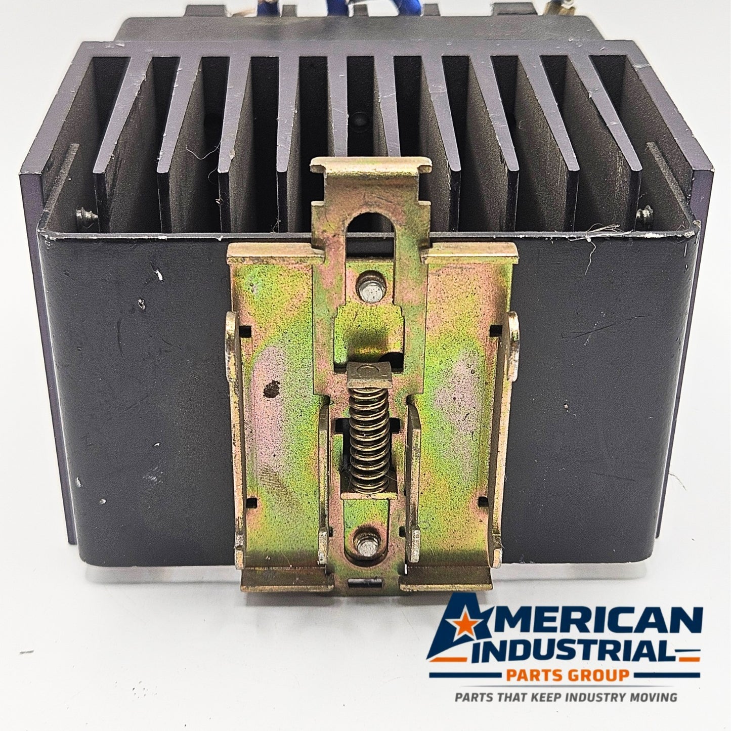 Carlo Gavazzi RZ4825HDP0 Solid State Relay 25A 480V w/ Heat Sink Used
