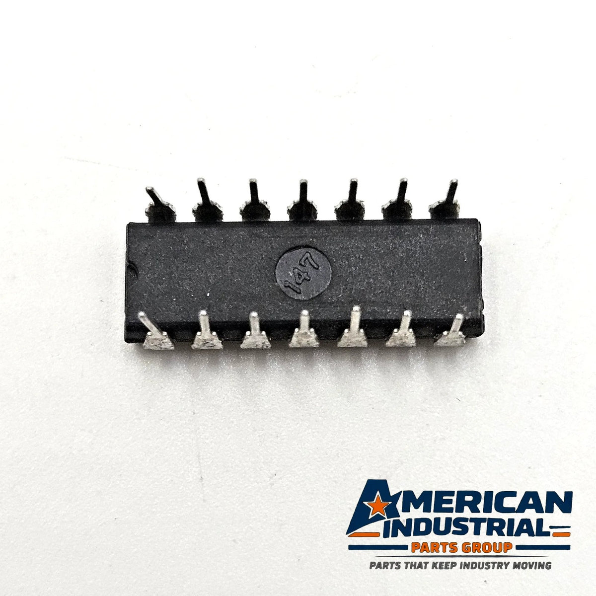 74LS86N quad 2-input XOR gate 14-pin DIP new old stock for vintage electronics repair and TTL logic circuits