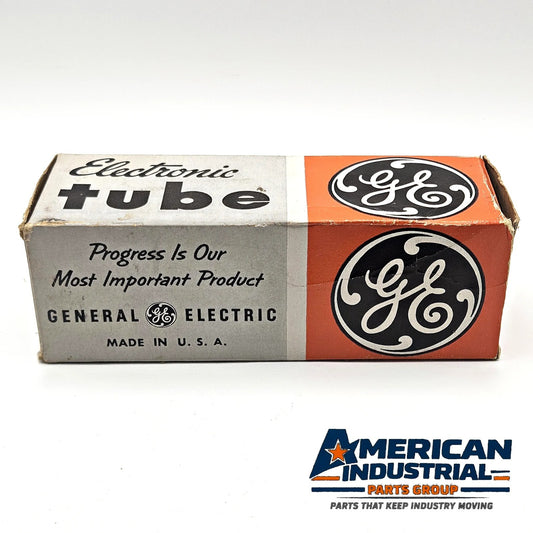 General Electric GE 807 beam power vacuum tube with original box vintage new old stock for amplifier and transmitter restoration