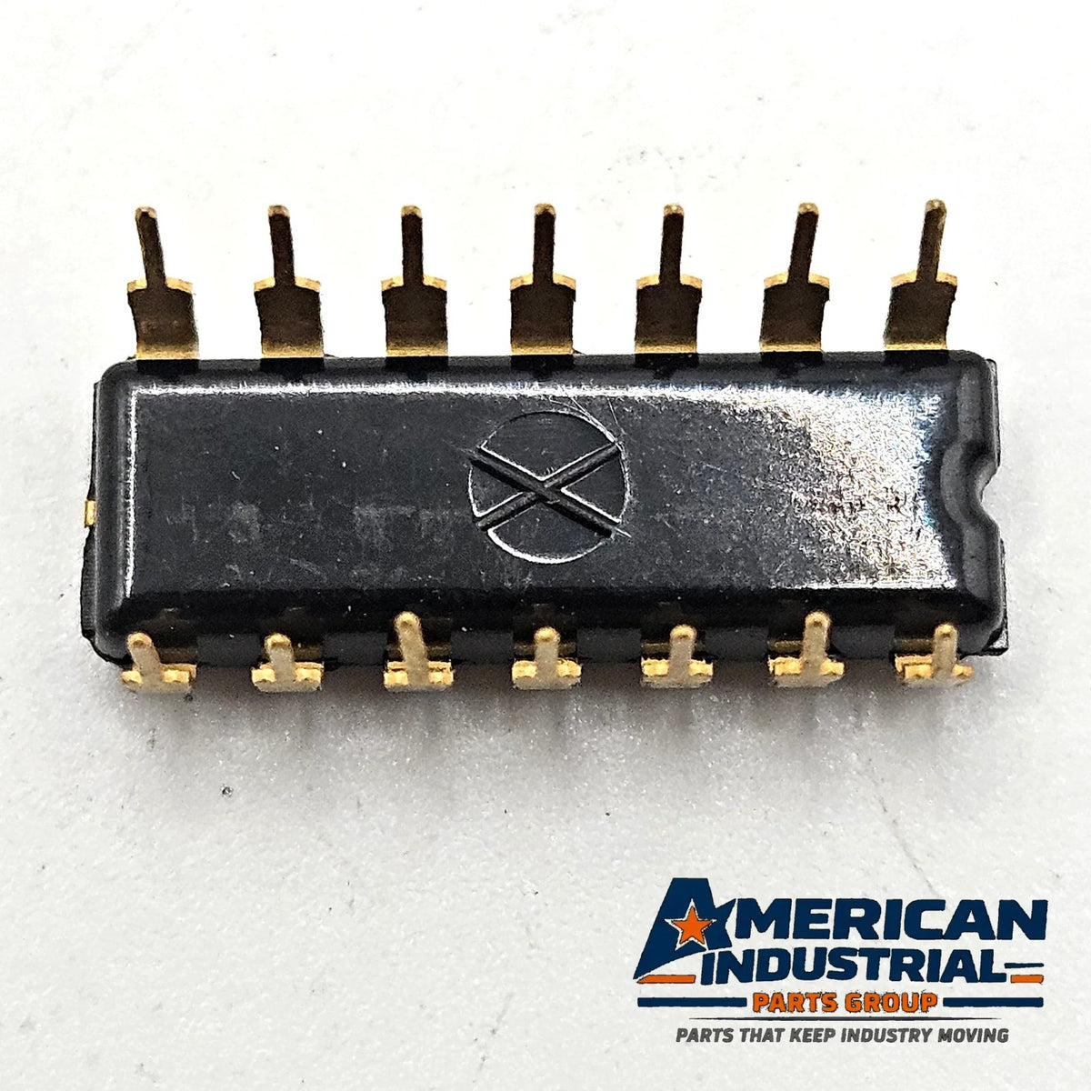 Motorola MC7406P MC4006P hex inverter buffer driver open collector 14-pin DIP for vintage computer and logic board repair