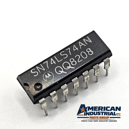 Lot of 2 Motorola SN74LS74AN dual D flip-flop 14-pin DIP for vintage electronics repair and TTL logic circuits