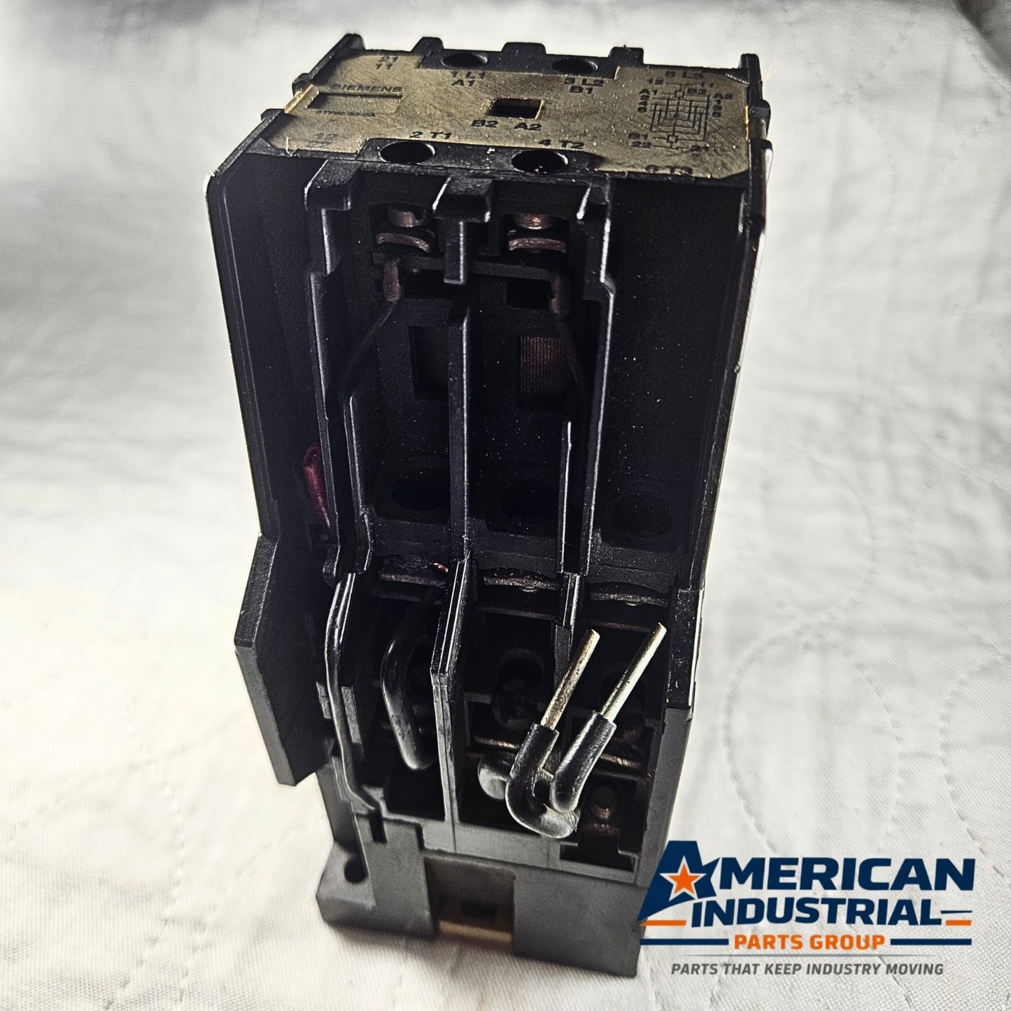 Siemens 3TF86 33-0A contactor for industrial automation and MRO motor control applications. American Industrial Parts Group.