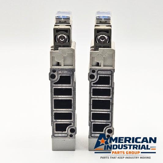 SMC SY5140T-5MOZ 5-port solenoid valve 24VDC lot of 2 for pneumatic automation systems and industrial control applications