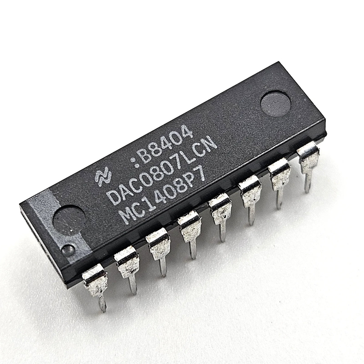 National Semiconductor DAC0807LCN MC1408P7 8-Bit D/A Converter DIP-16 NOS