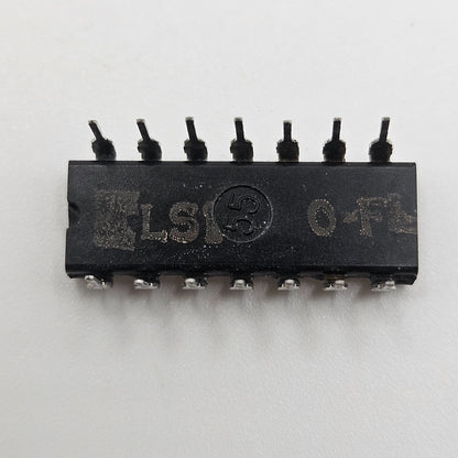 Lot of 10 Signetics 74LS10N Triple 3-Input NAND Gate TTL IC 14-Pin DIP NOS
