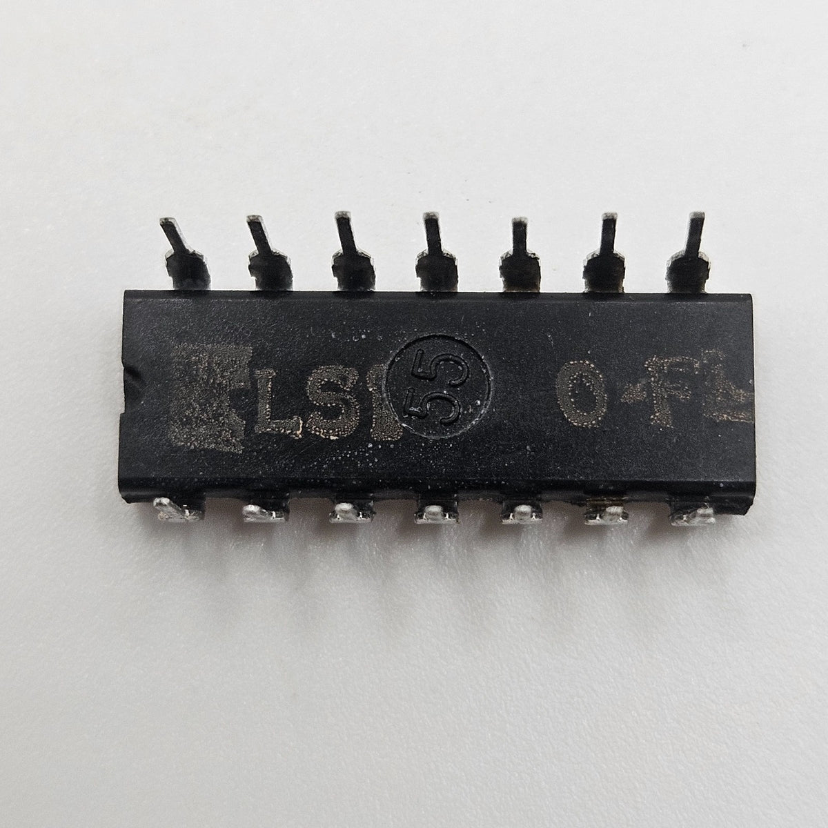 Signetics 74LS10N Triple 3-Input NAND Gate TTL IC 14-Pin DIP Vintage NOS
