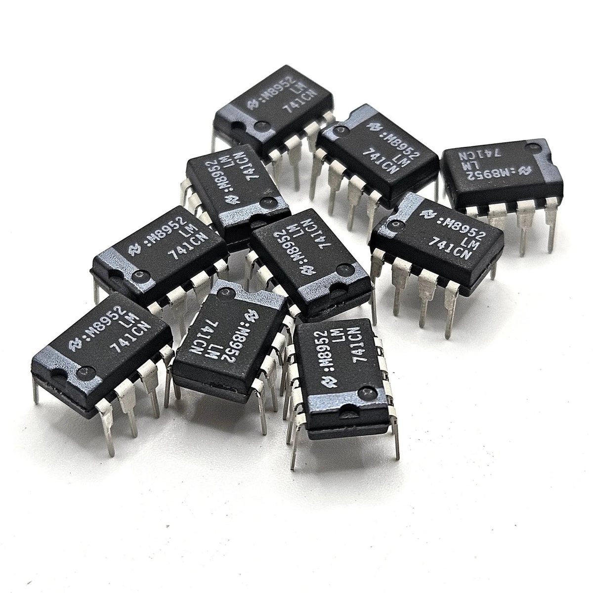 National Semiconductor LM741CN Operational Amplifier Op Amp DIP-8 NOS Lot of 10