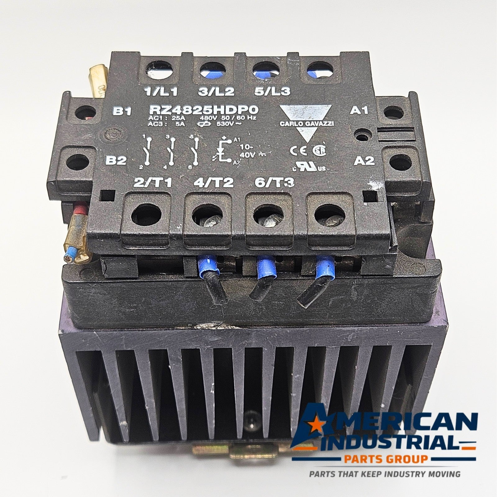 Carlo Gavazzi RZ4825HDP0 Solid State Relay 25A 480V w/ Heat Sink Used