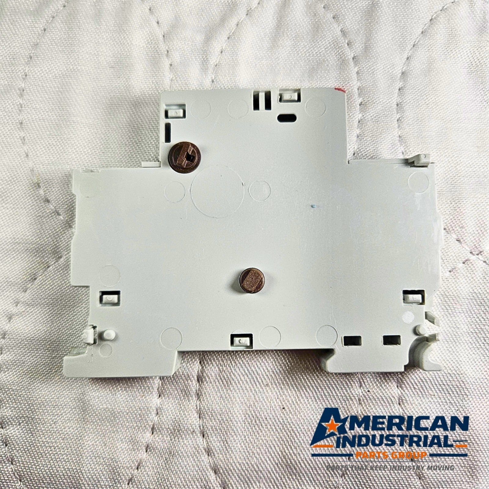 ABB HK-11 auxiliary contact block DPST NO 6A 400V side mount for motor starters and industrial control panels