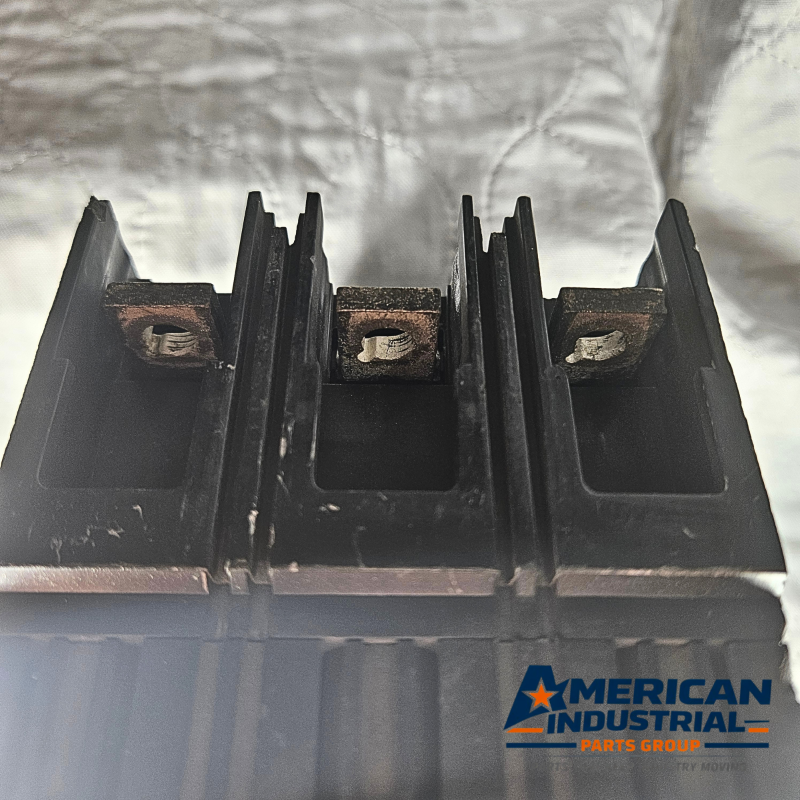 ABB SACE SM2 160A 690V circuit breaker disconnect for industrial electrical panels and MRO applications