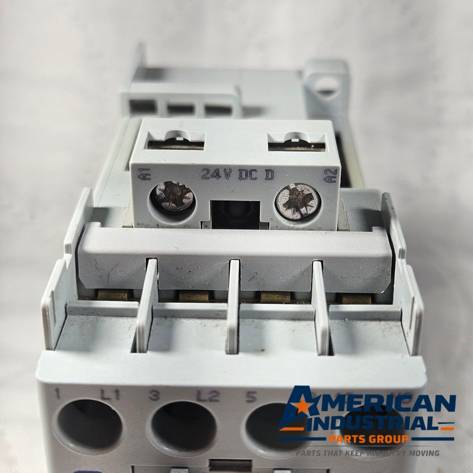 Allen-Bradley 100-C12D10 contactor 12A 24VDC coil 3-pole IEC for motor control and industrial automation systems