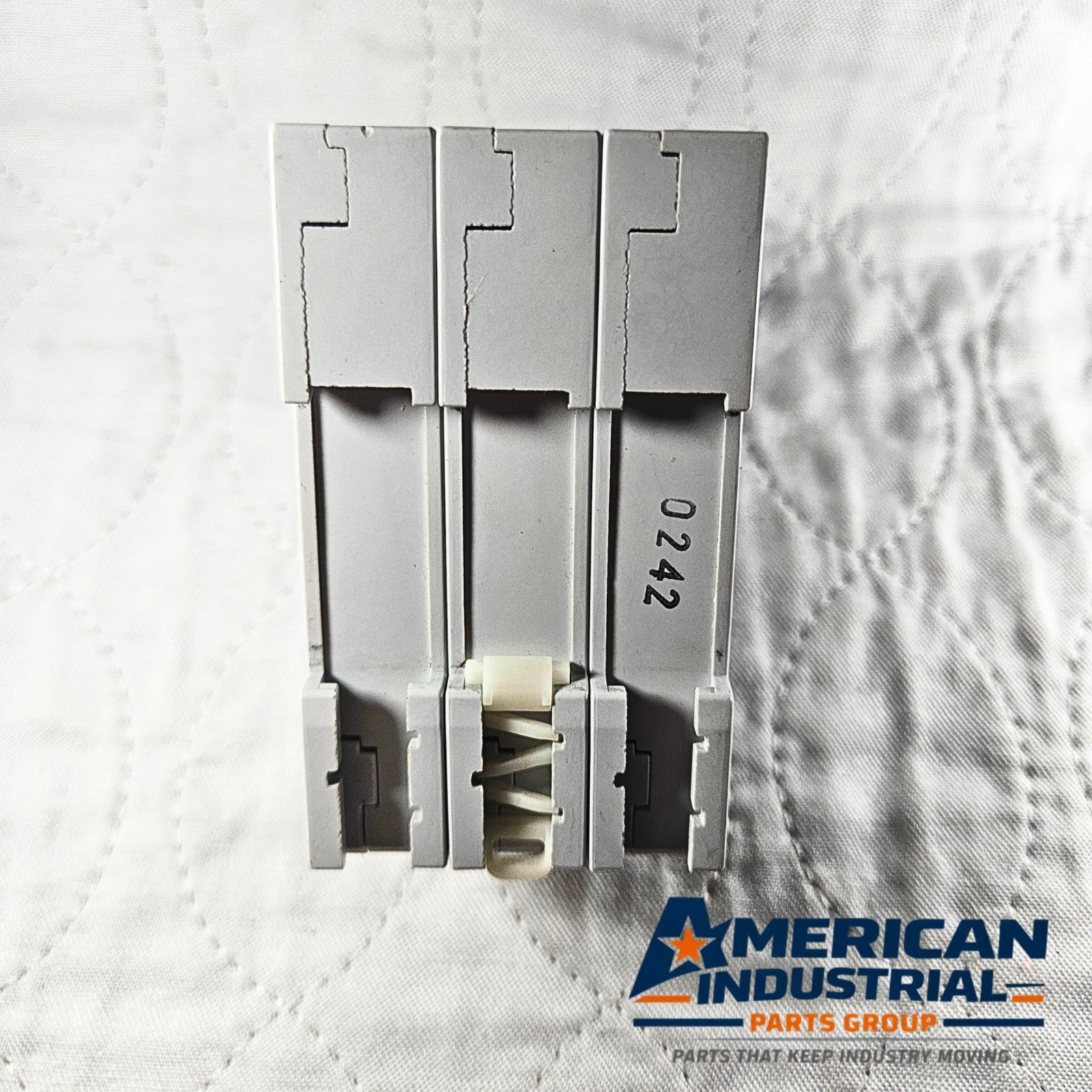 Allen-Bradley 1492-CB3 Circuit Breaker industrial automation/MRO circuit protection component. American Industrial Parts Group.