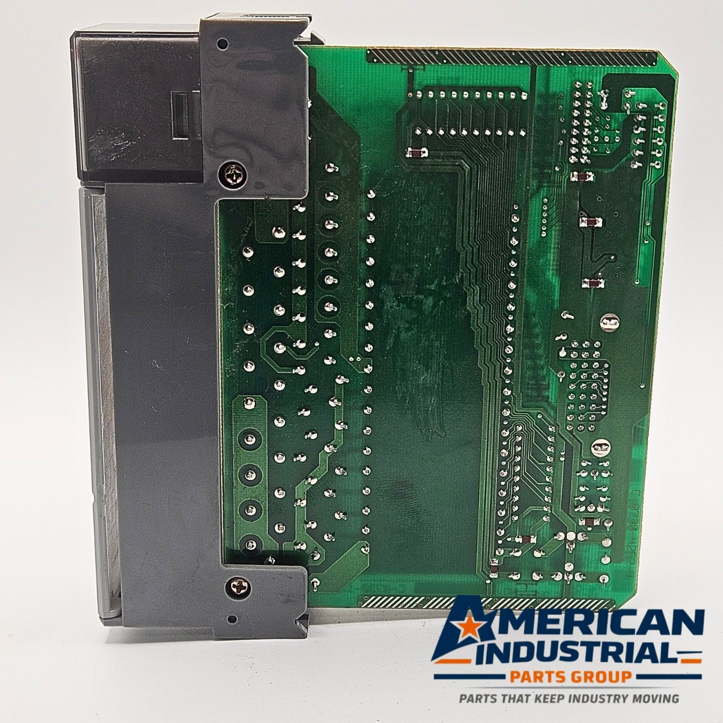 Allen-Bradley 1746-OA16 Series C SLC 500 16-point triac AC output module for PLC automation systems and control panels