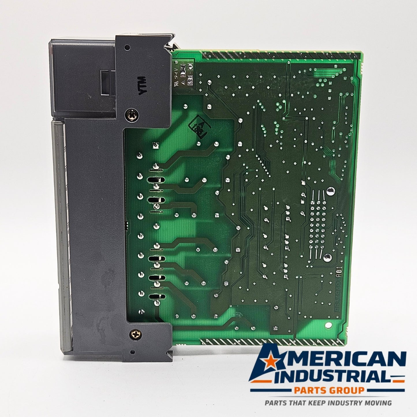 Allen-Bradley 1746-OX8 Series A SLC 500 8-point relay output module for PLC automation systems and control panels
