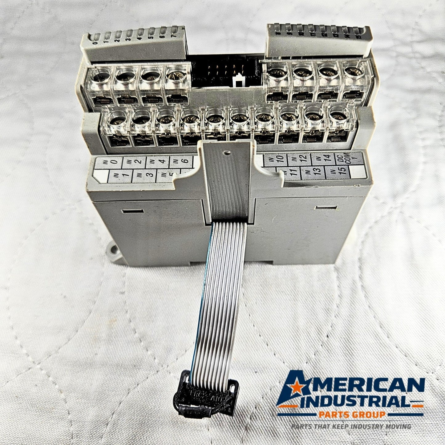 Allen-Bradley 1762-IQ16 MicroLogix 16-point 24VDC sink/source input module for PLC automation systems and control panels