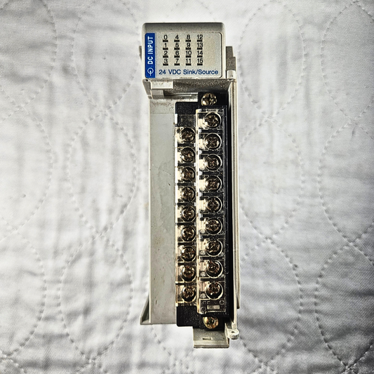 Allen-Bradley 1769-IQ16 Compact I/O 16-point DC input module for PLC automation systems and control panels
