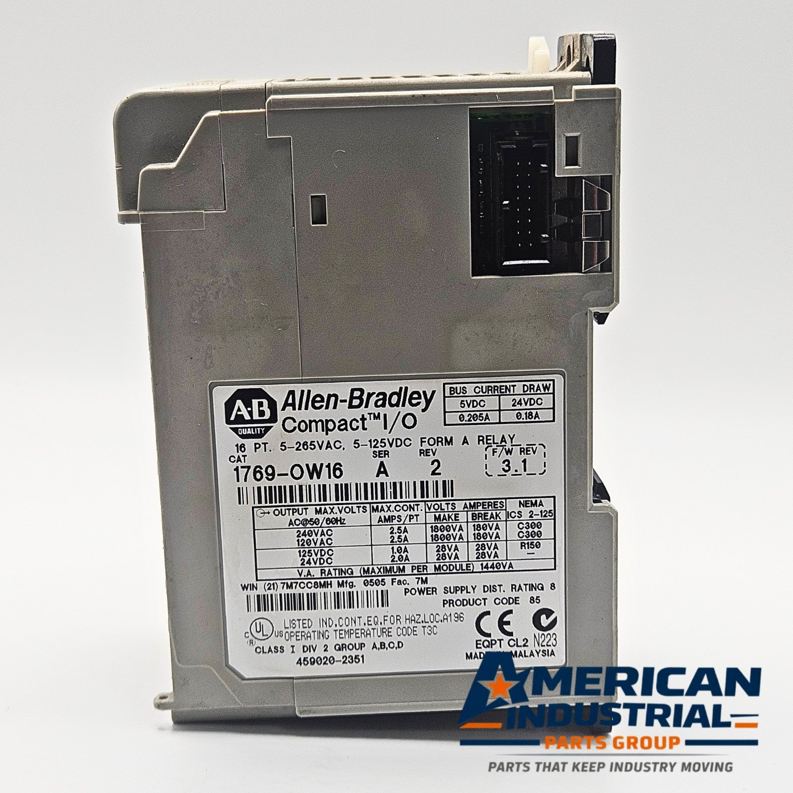 Allen-Bradley 1769-OW16 Compact I/O 16-point relay output module for PLC automation systems and control panels