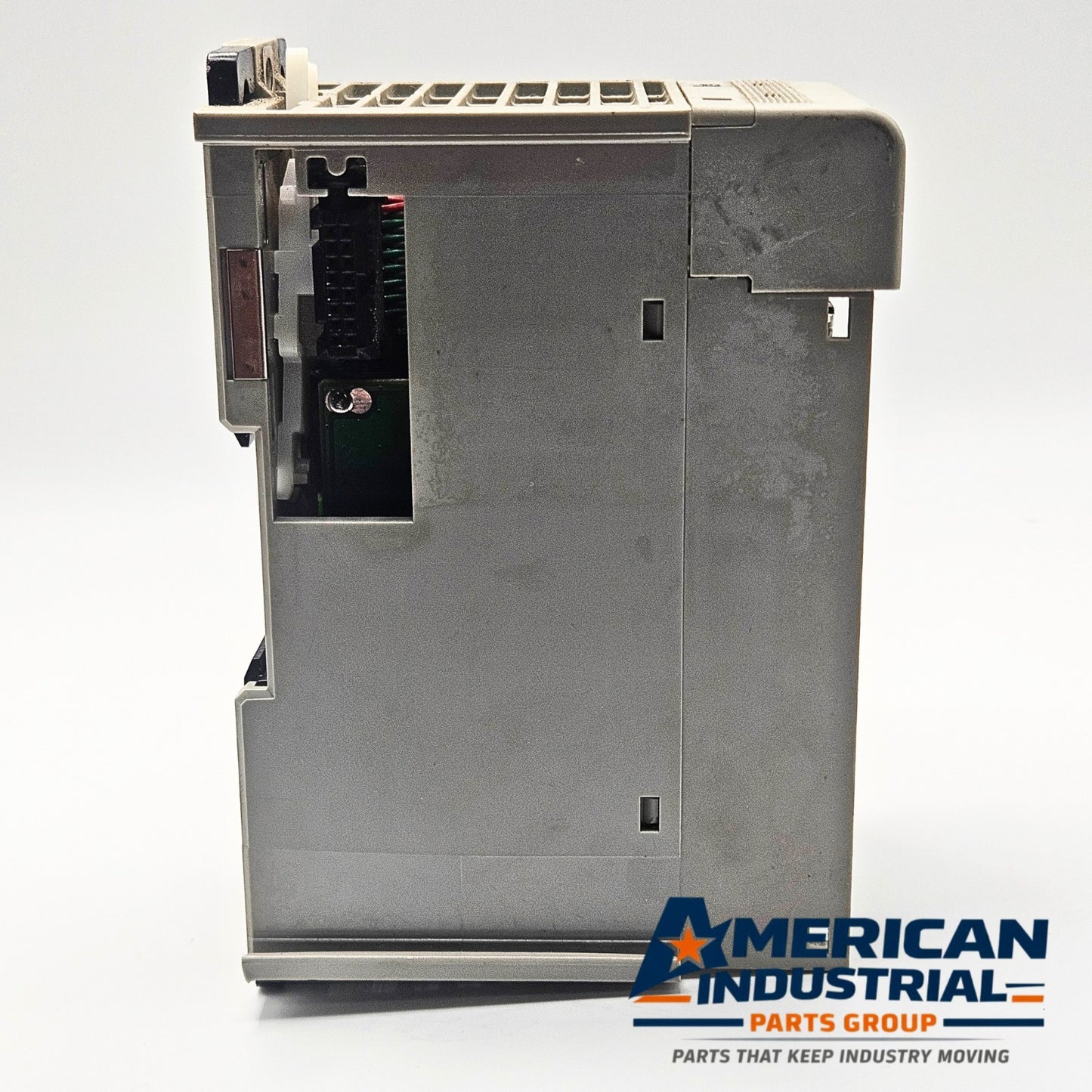 Allen-Bradley 1769-OW16 Compact I/O 16-point relay output module for PLC automation systems and control panels