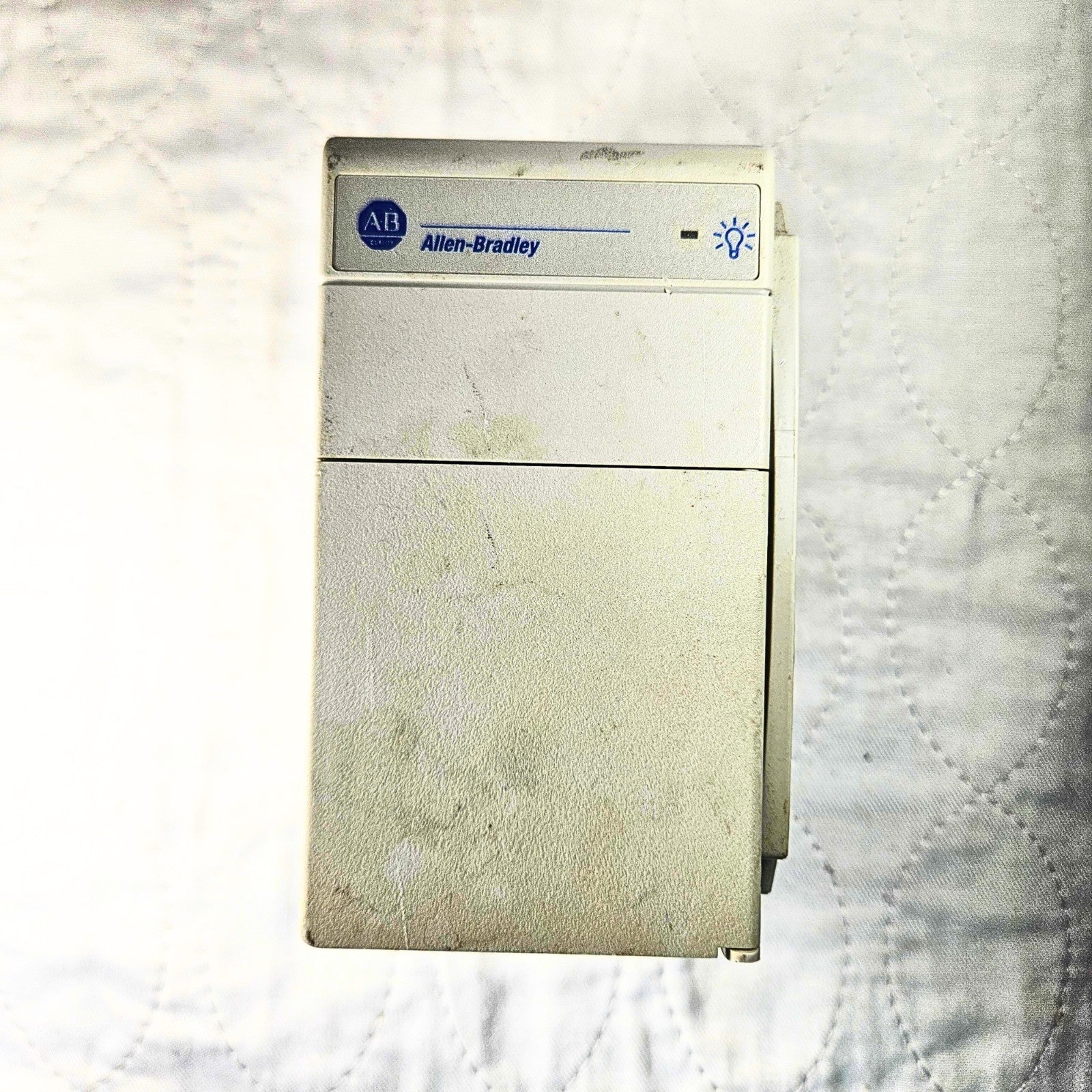 Allen-Bradley 1769-PA4 Compact I/O AC power supply Series A for PLC automation systems and control panels