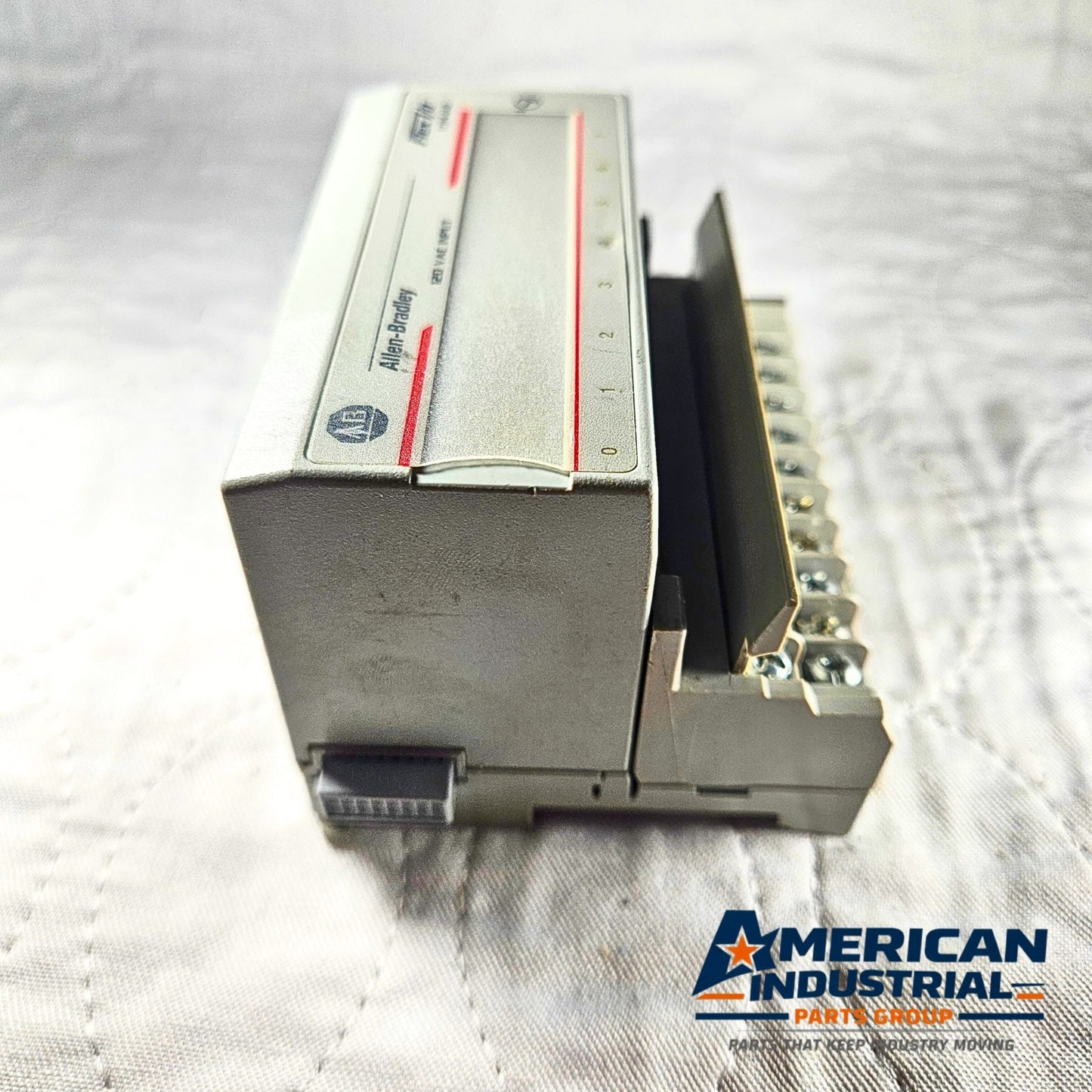 Allen-Bradley 1794-IA8 FLEX I/O 8-point 120VAC input module for PLC automation systems and control panels