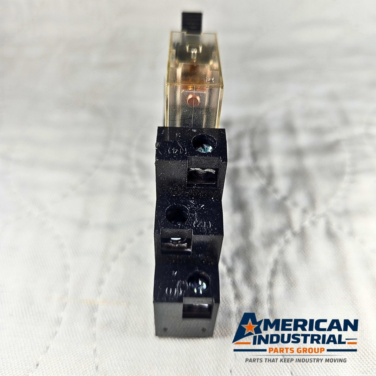 Allen-Bradley 700-HN121 relay with socket base 120VAC coil for industrial control panels and automation systems
