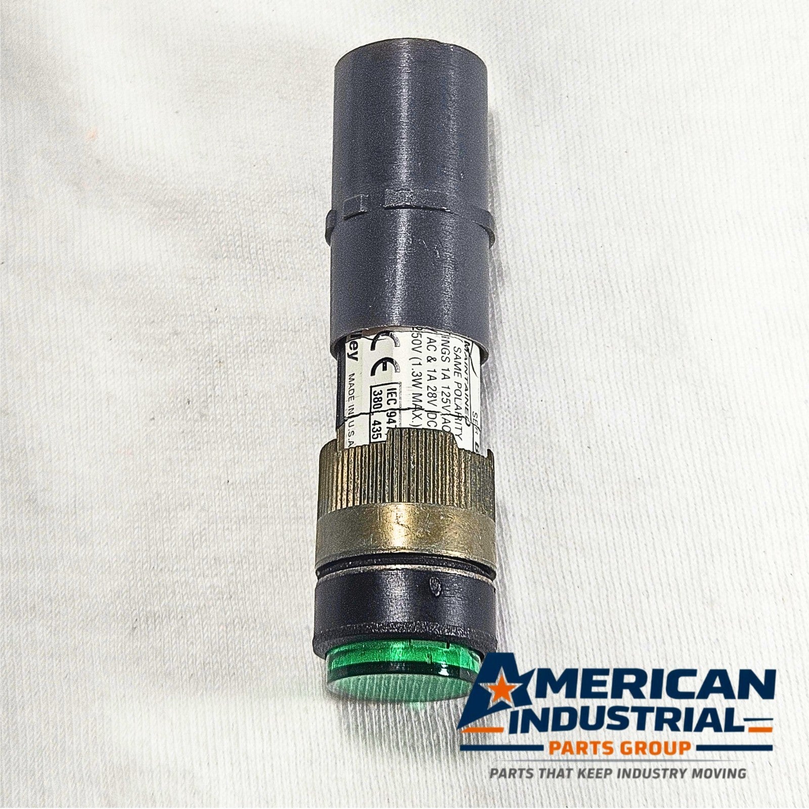 Allen-Bradley 800A-T Series B green maintained push button 30mm oil-tight for industrial control panels and motor control