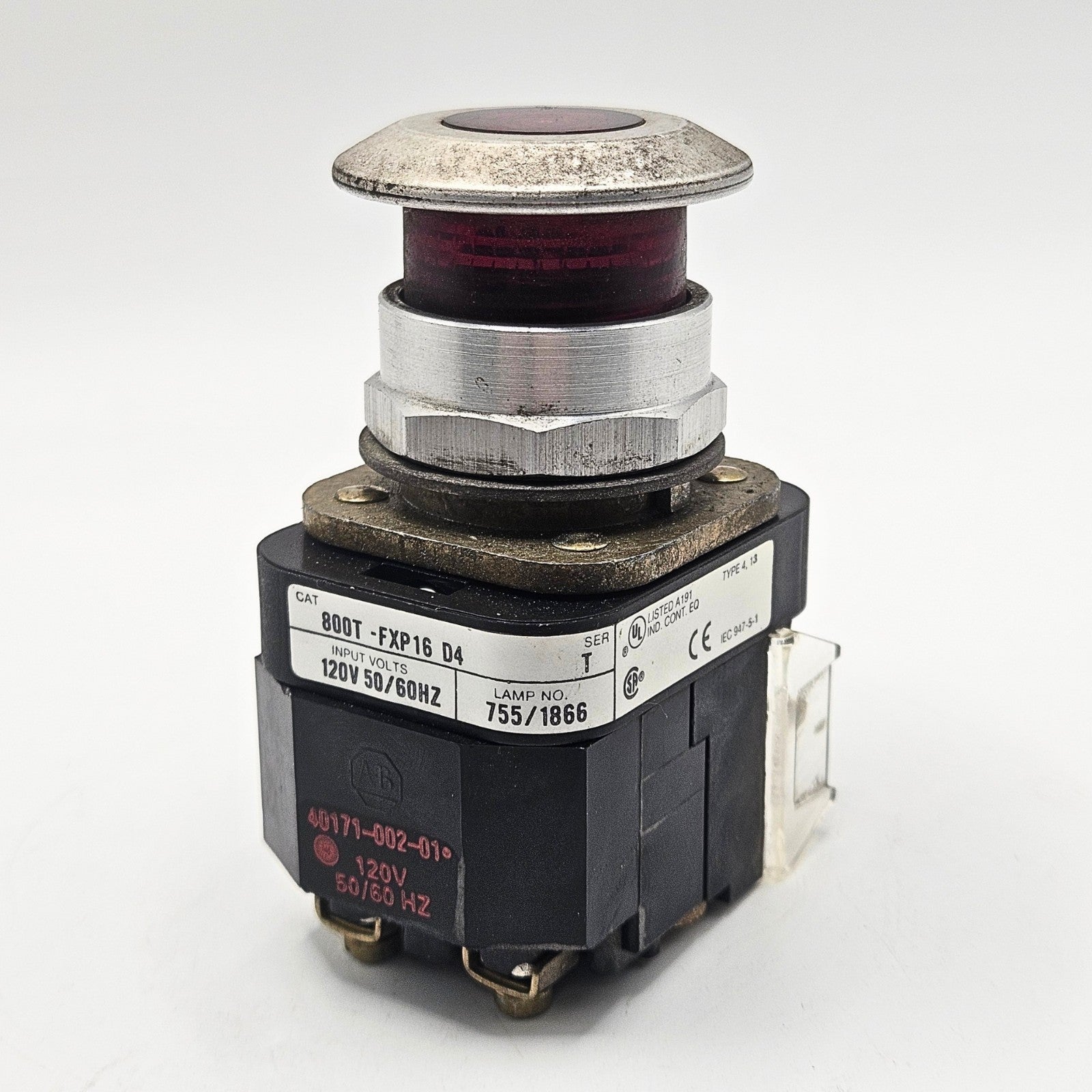 Allen-Bradley 800T-FXP16D4 red illuminated mushroom push-pull push button for industrial control panels and motor control systems