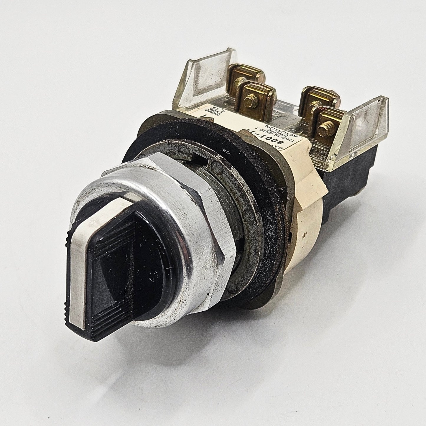 Allen-Bradley 800T-J2 Series T 30mm 3-position selector switch for industrial control panel operation