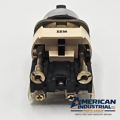 Allen-Bradley 800T-J2 Series T 30mm 3-position selector switch for industrial control panel operation