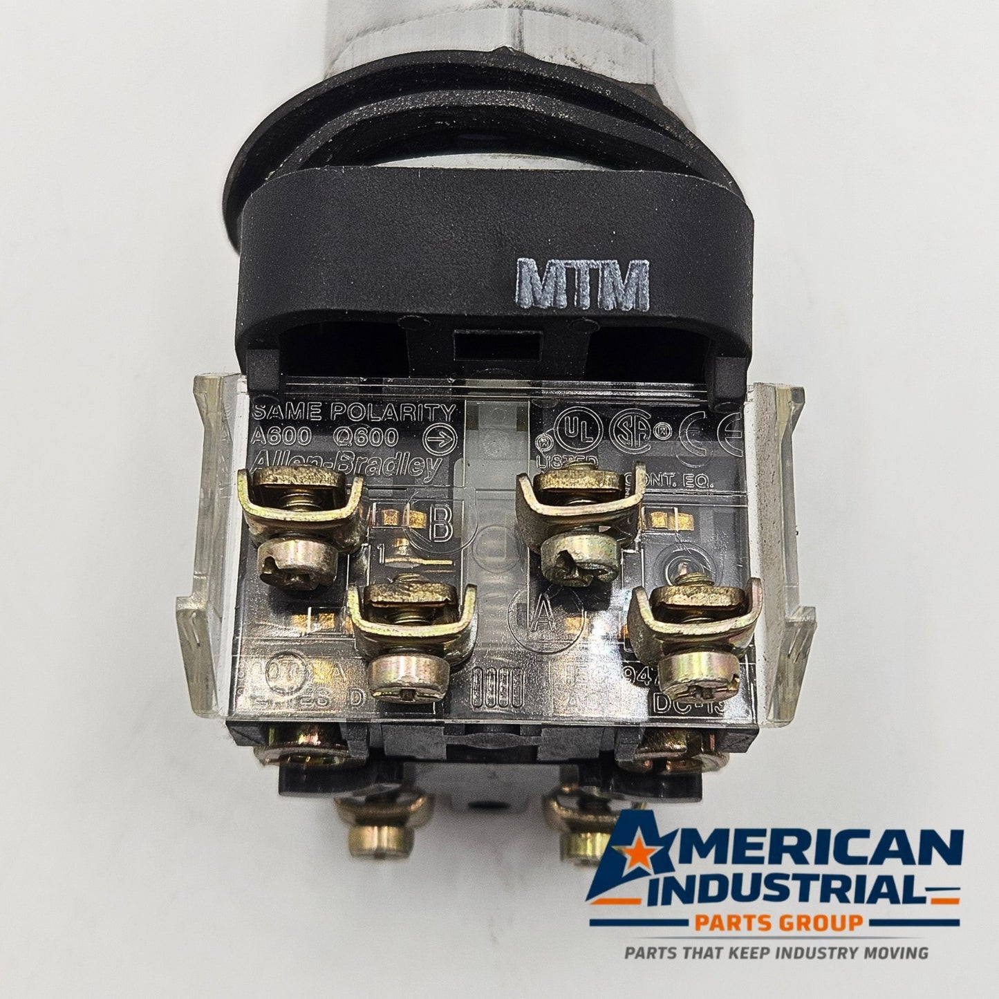 Allen-Bradley 800T-PT16 30mm push-to-test pilot light 120V NEMA 4/13 for industrial control panels and machine indication
