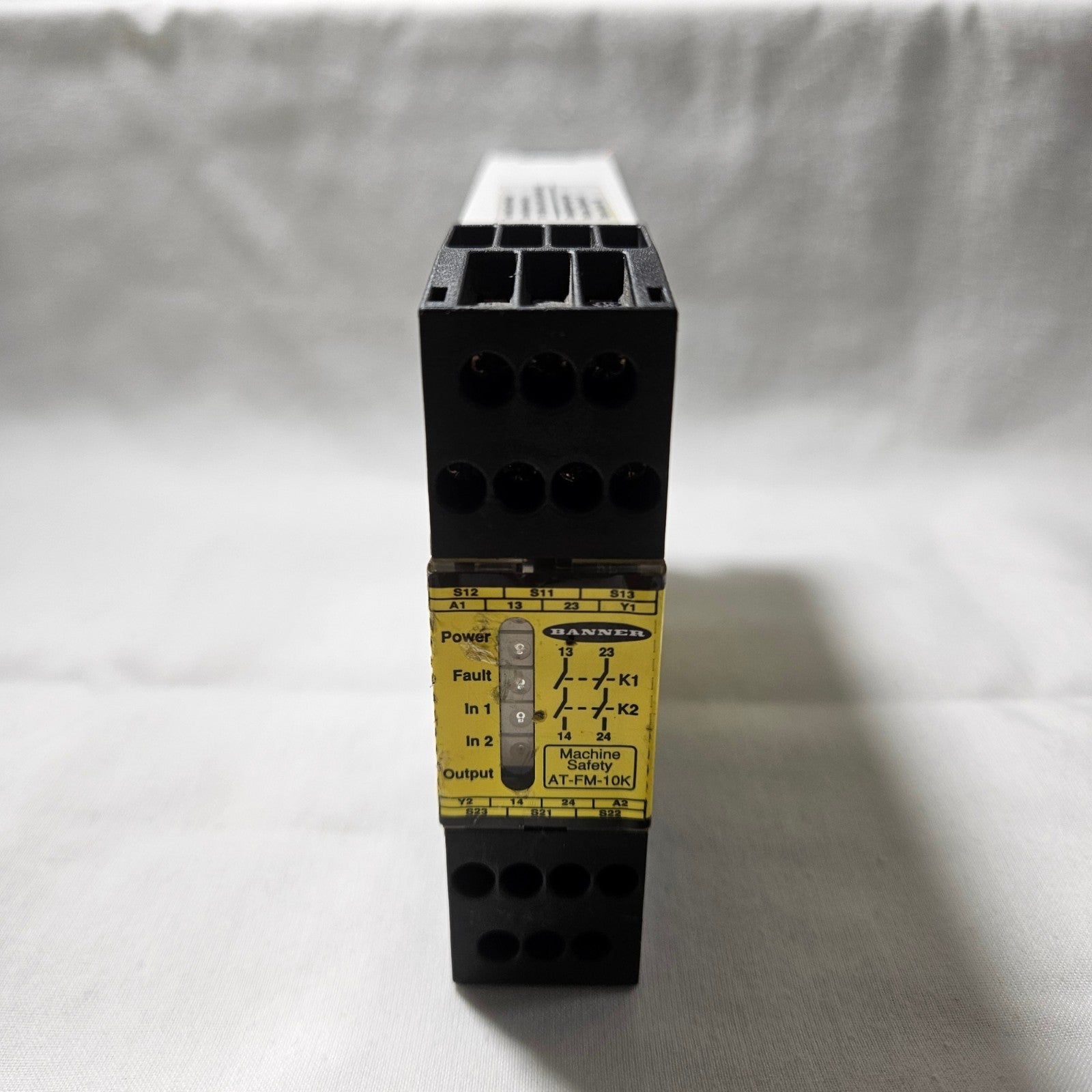 Banner AT-FM-10K machine safety relay for industrial automation and MRO applications. American Industrial Parts Group.