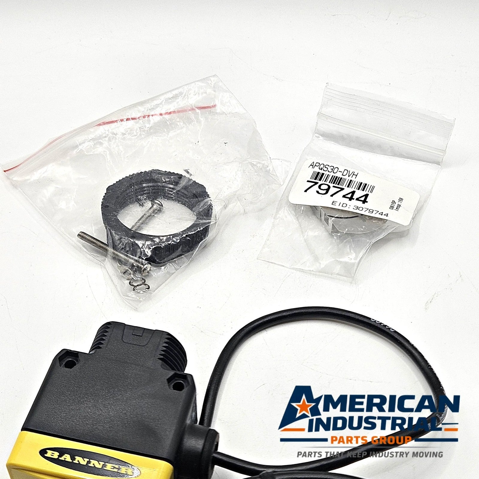 Banner QS30EXH2O WORLD-BEAM photoelectric sensor emitter opposed mode 4m 10-30VDC for industrial object detection