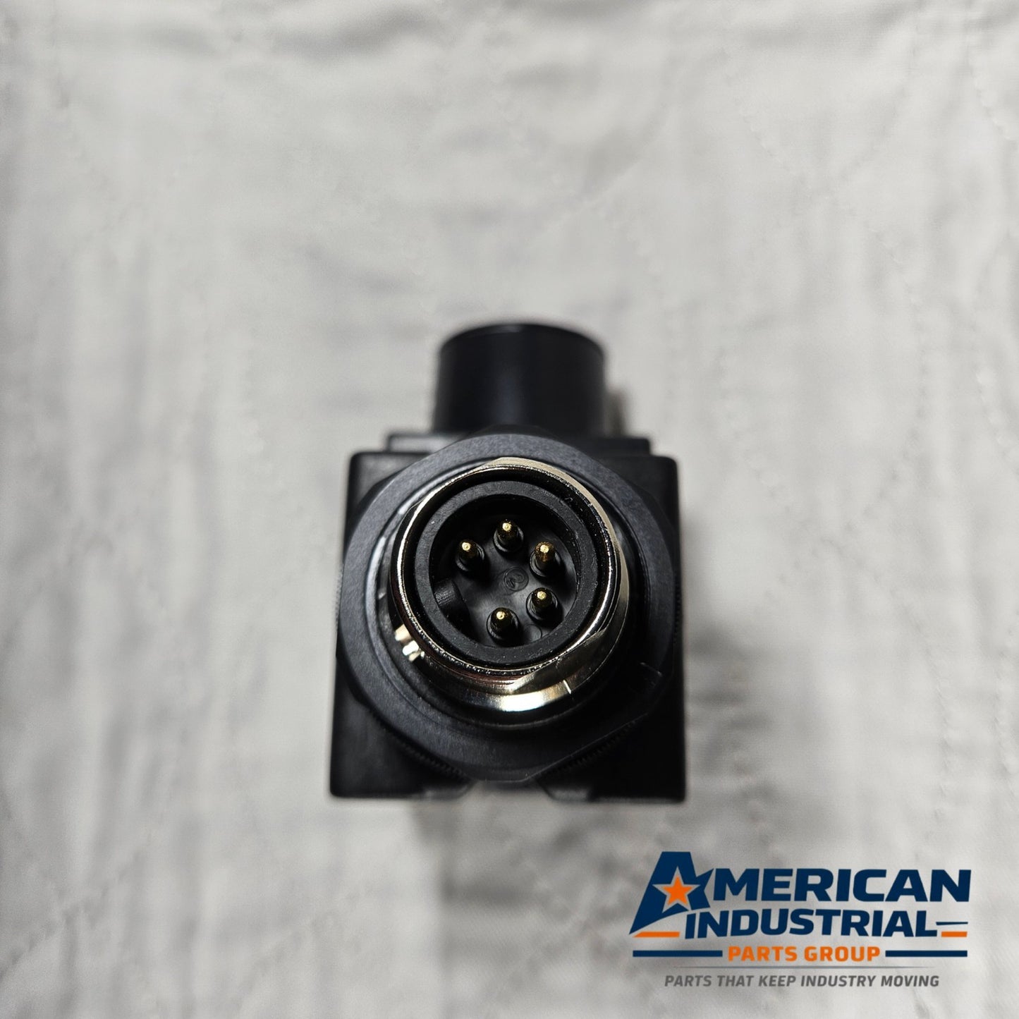 Banner ultrasonic sensor for industrial automation and MRO applications. American Industrial Parts Group.