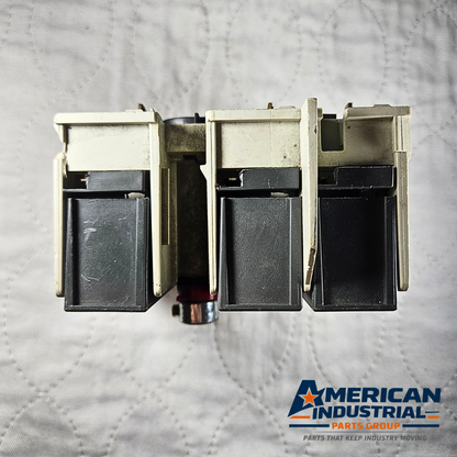 Bussmann CFD30J3 30A disconnect switch 600VAC 3-phase Class J fuse for industrial electrical panels and MRO applications