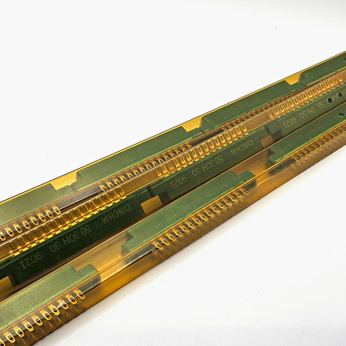 Lot of 10 Cinch 50-30H-30 CARDCON 30-contact card edge connectors .156 solder eyelet new old stock for PCB and legacy equipment repair