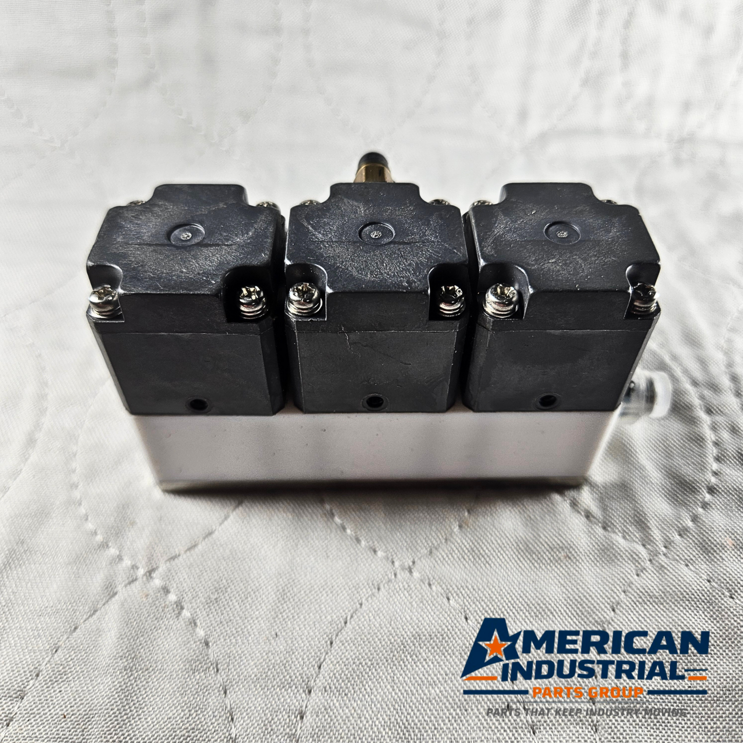 CKD GAMD00-X0247 pneumatic solenoid valve lot of 5 for pneumatic automation systems and industrial control applications