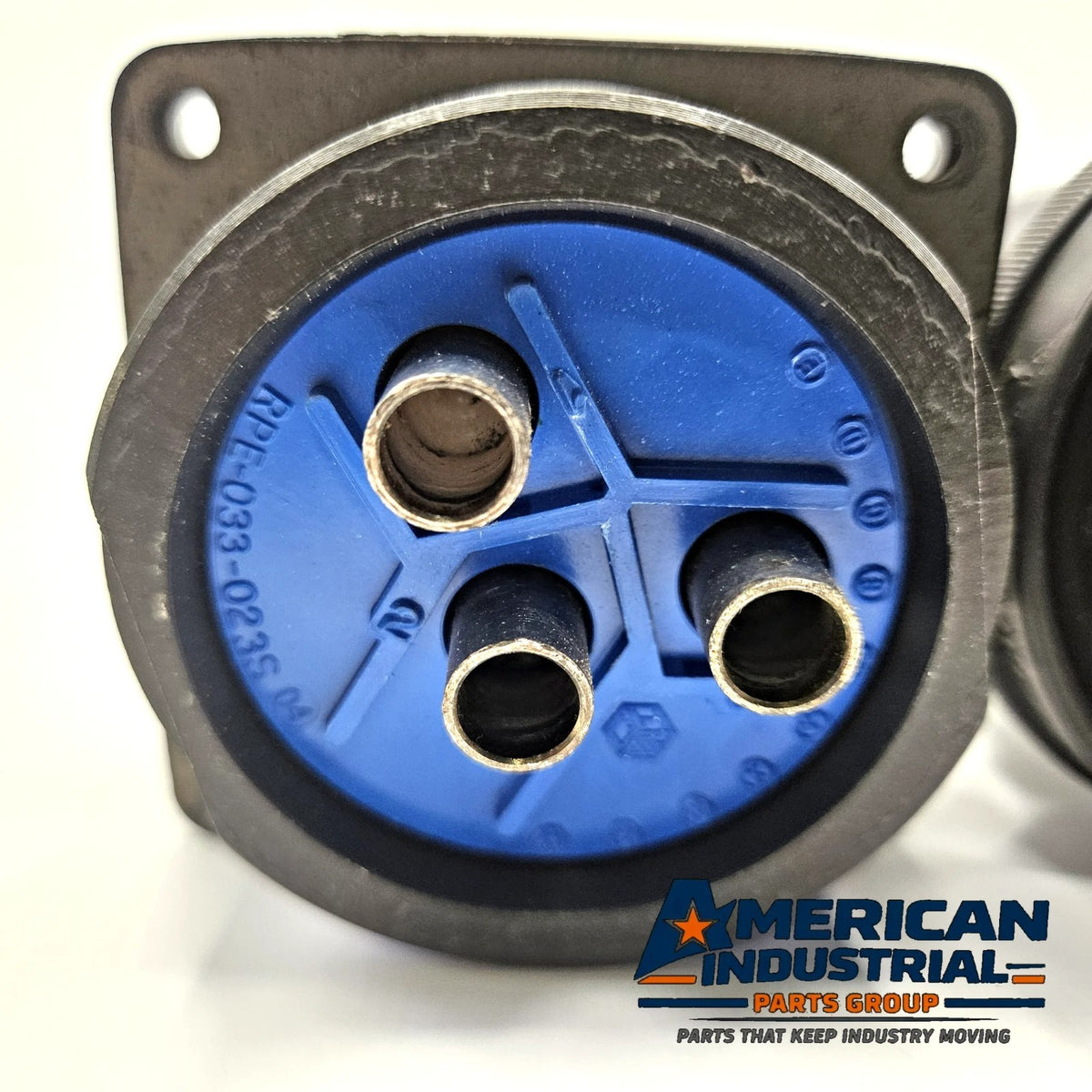 Crouse-Hinds ARK-trol RPC 60A 600VAC heavy industrial pin and sleeve power connector plug and flanged receptacle set