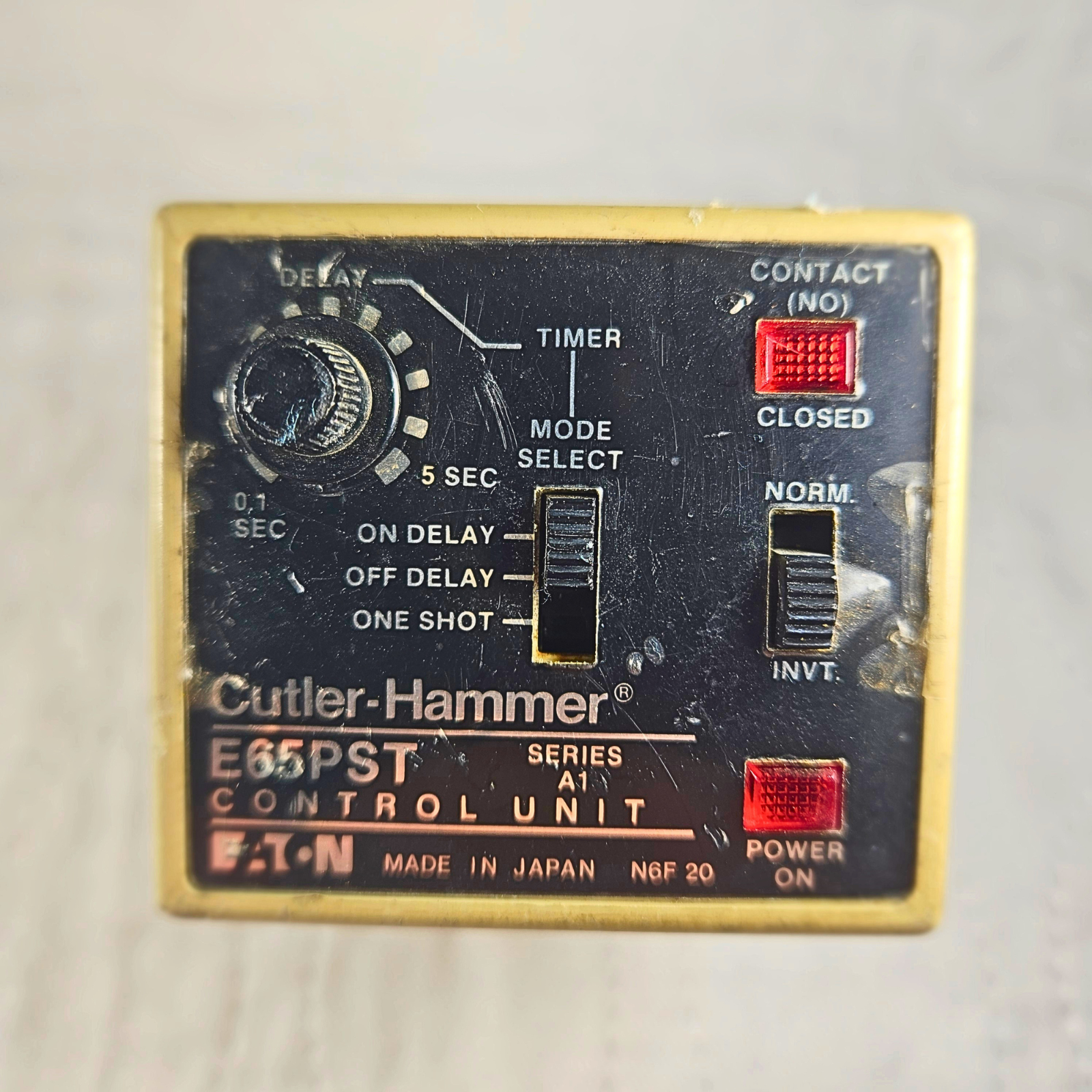 Cutler-Hammer E65PST timer control unit Series A1 time delay relay for industrial control panels and automation systems