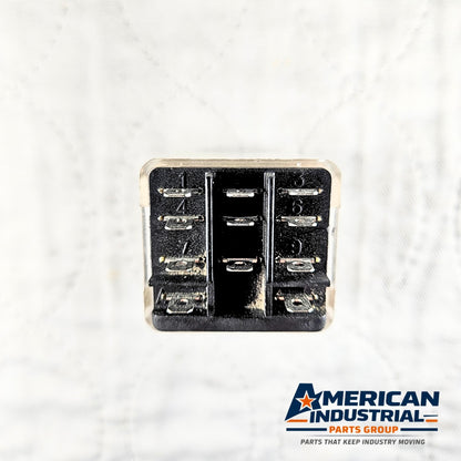 Deltrol Controls B600 3PDT relay 24VDC coil for industrial control panels and automation systems