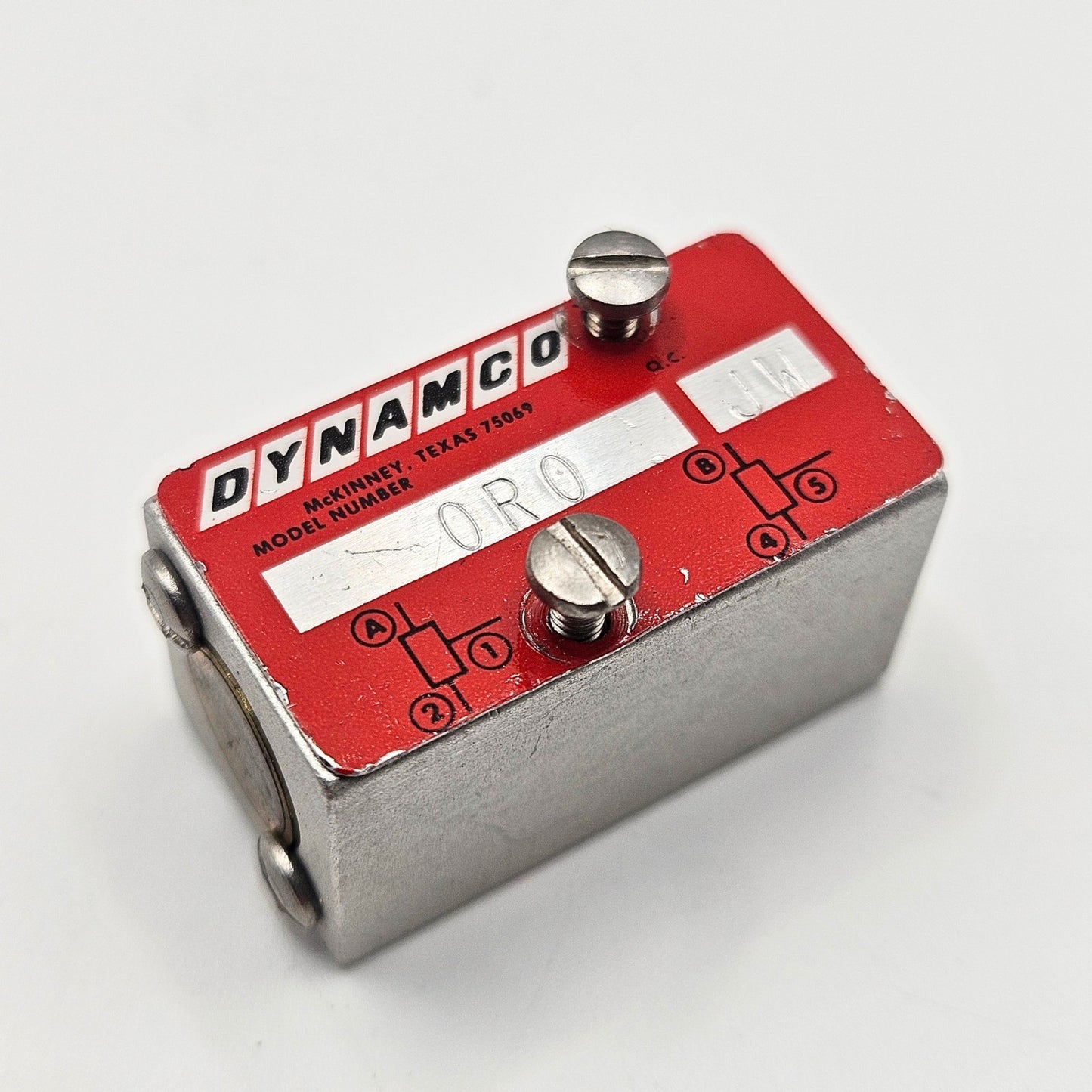 Dynamco 0R0 JW pneumatic control valve for industrial automation systems. American Industrial Parts Group.
