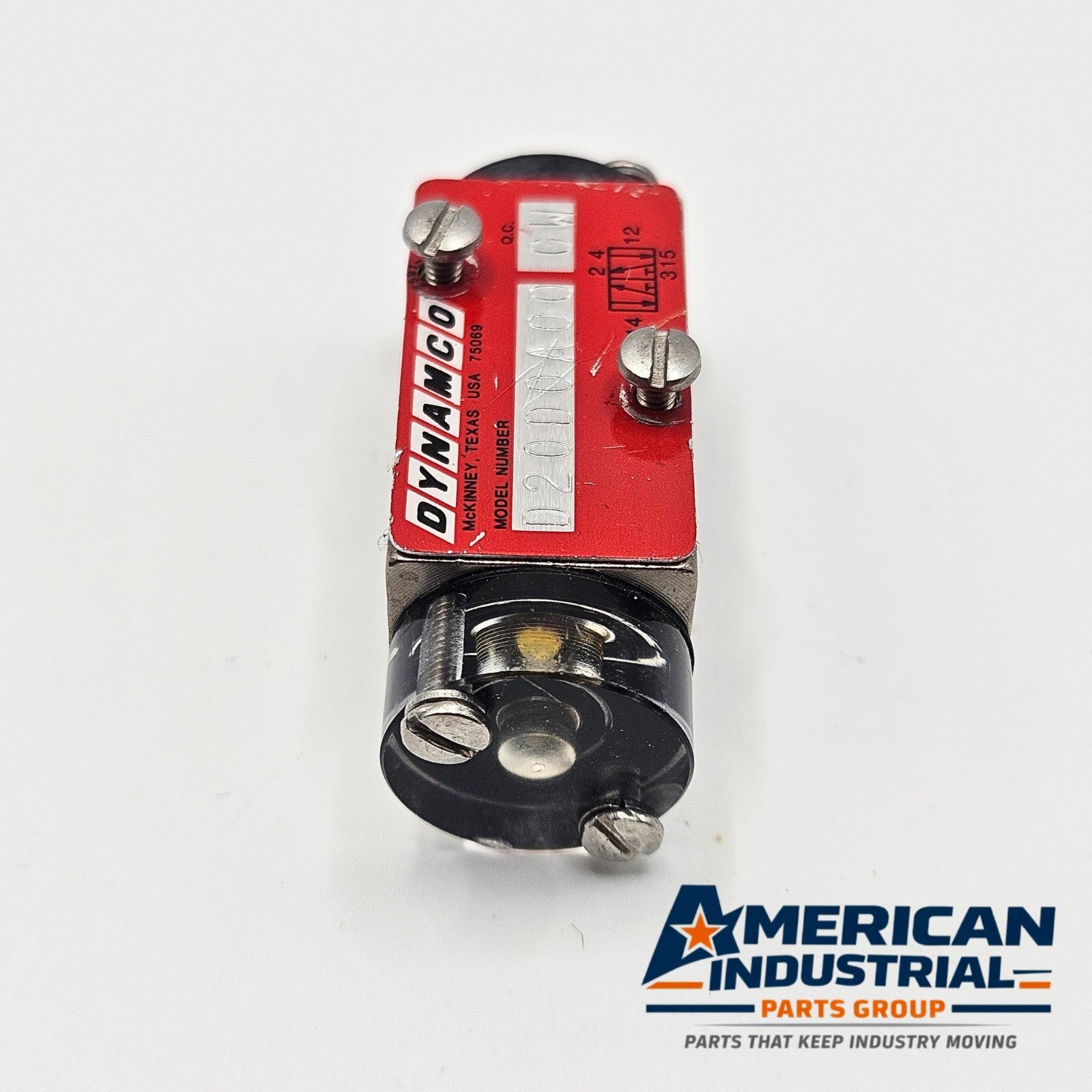 Dynamco D20D0A00 GW directional control valve for machine control equipment. American Industrial Parts Group.