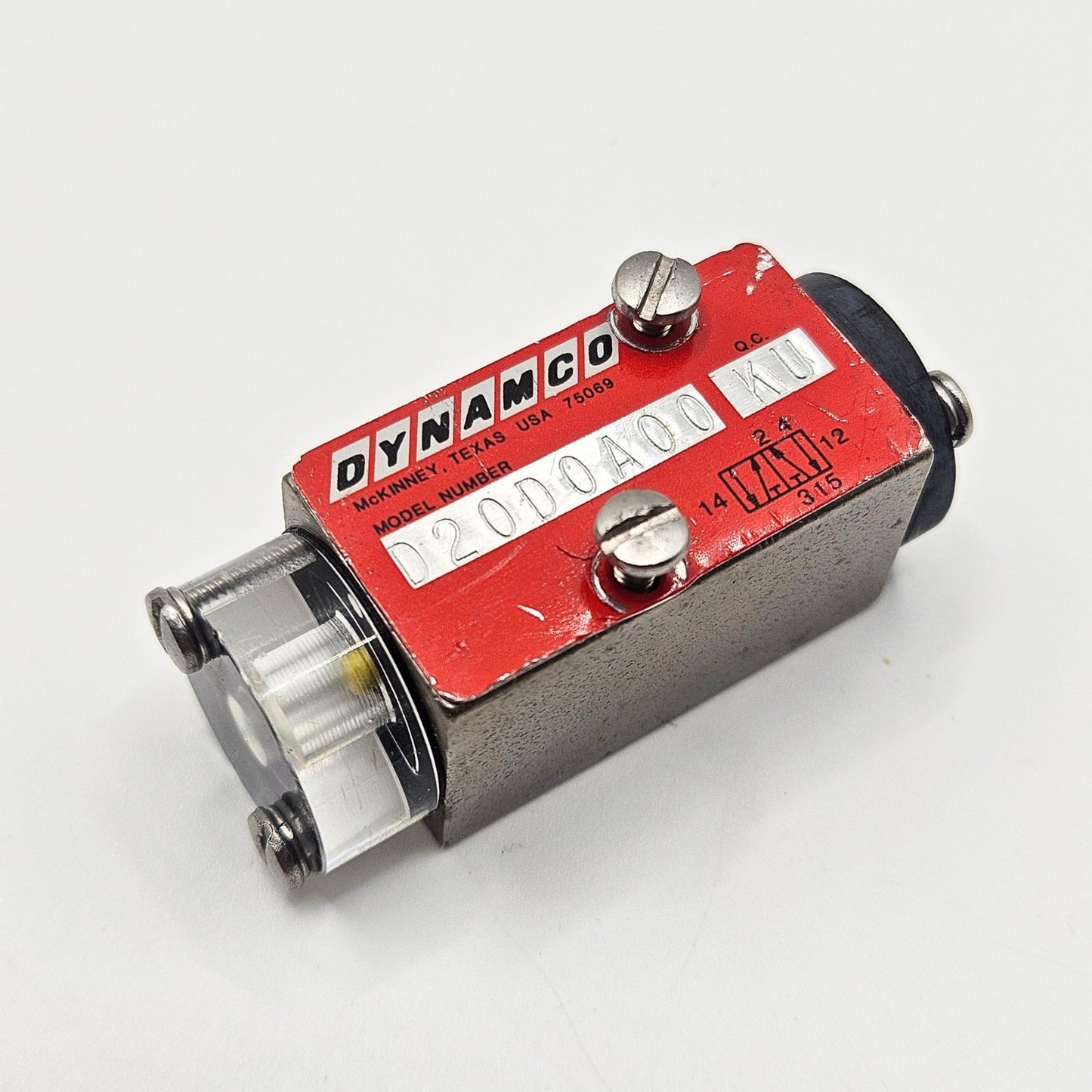 Dynamco D20D0A00 KU pneumatic solenoid valve for industrial automation and MRO applications. American Industrial Parts Group.