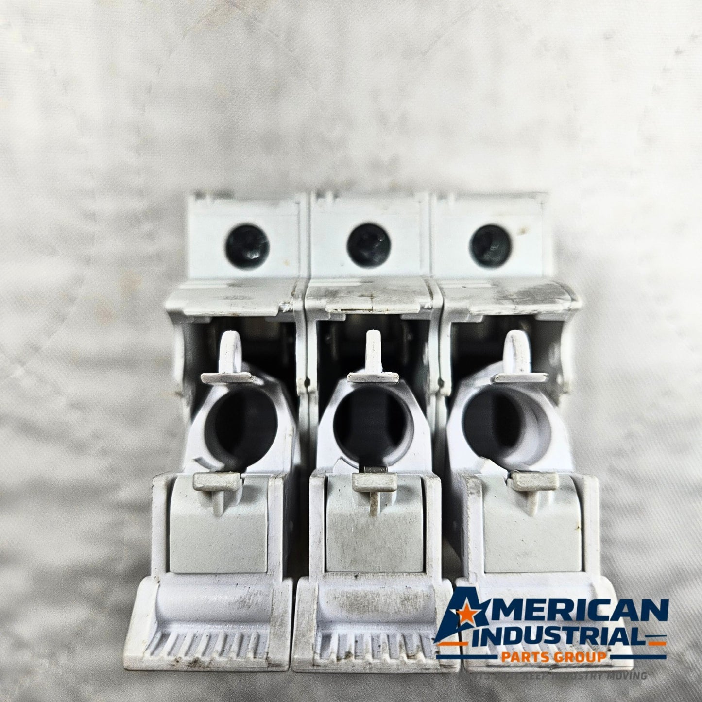 Eaton Bussmann CHCC 3-pole fuse holder 30A 600V Class CC DIN rail for industrial electrical panels and MRO applications