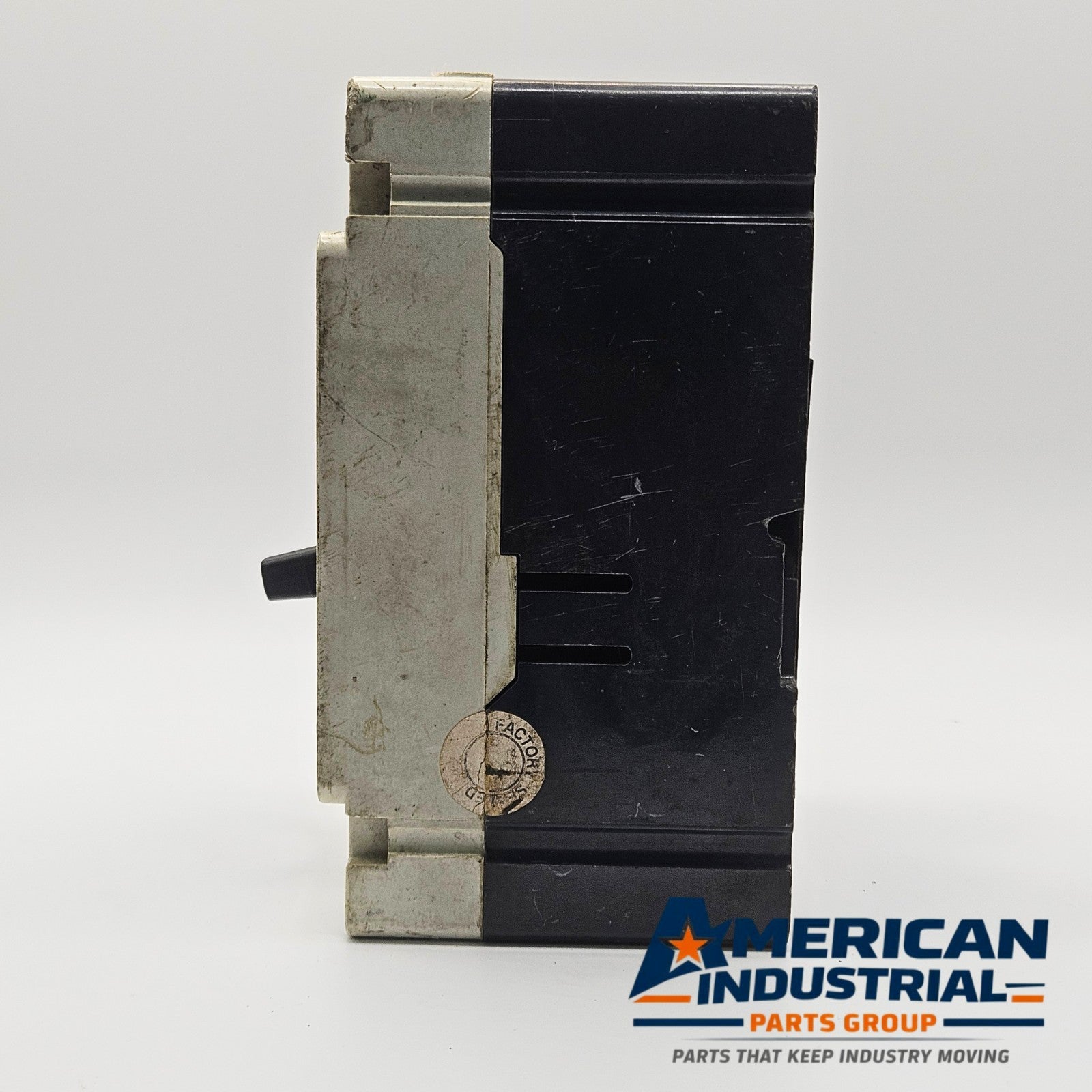 Eaton EHD3030 circuit breaker for industrial automation and MRO applications. American Industrial Parts Group.