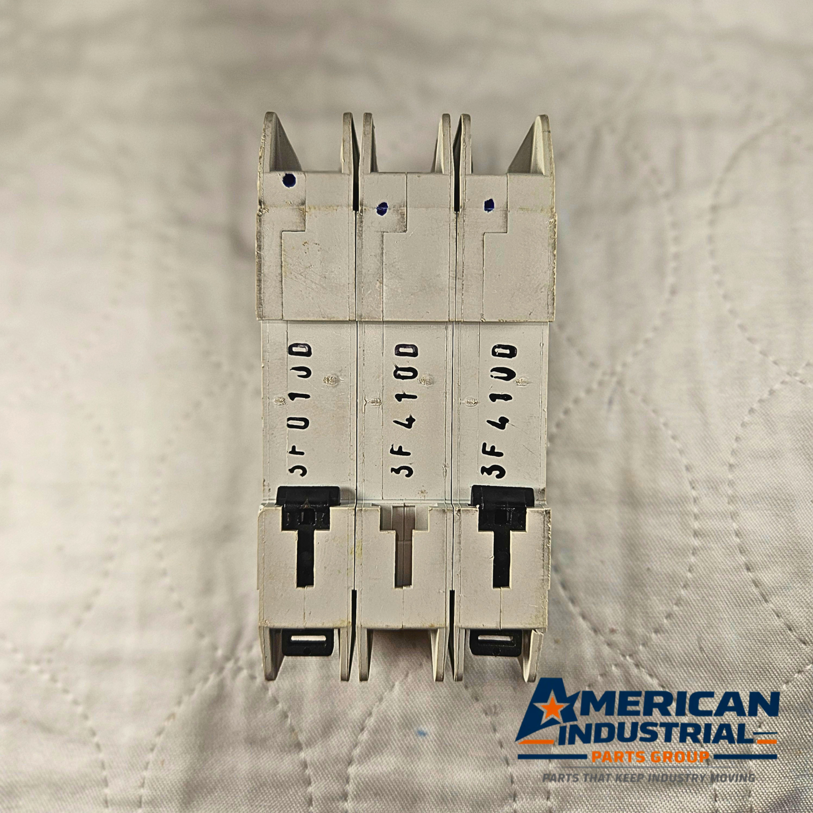 Eaton WMZT3D10 D10 Mini Circuit Breaker industrial automation/MRO circuit protection component. American Industrial Parts Group.