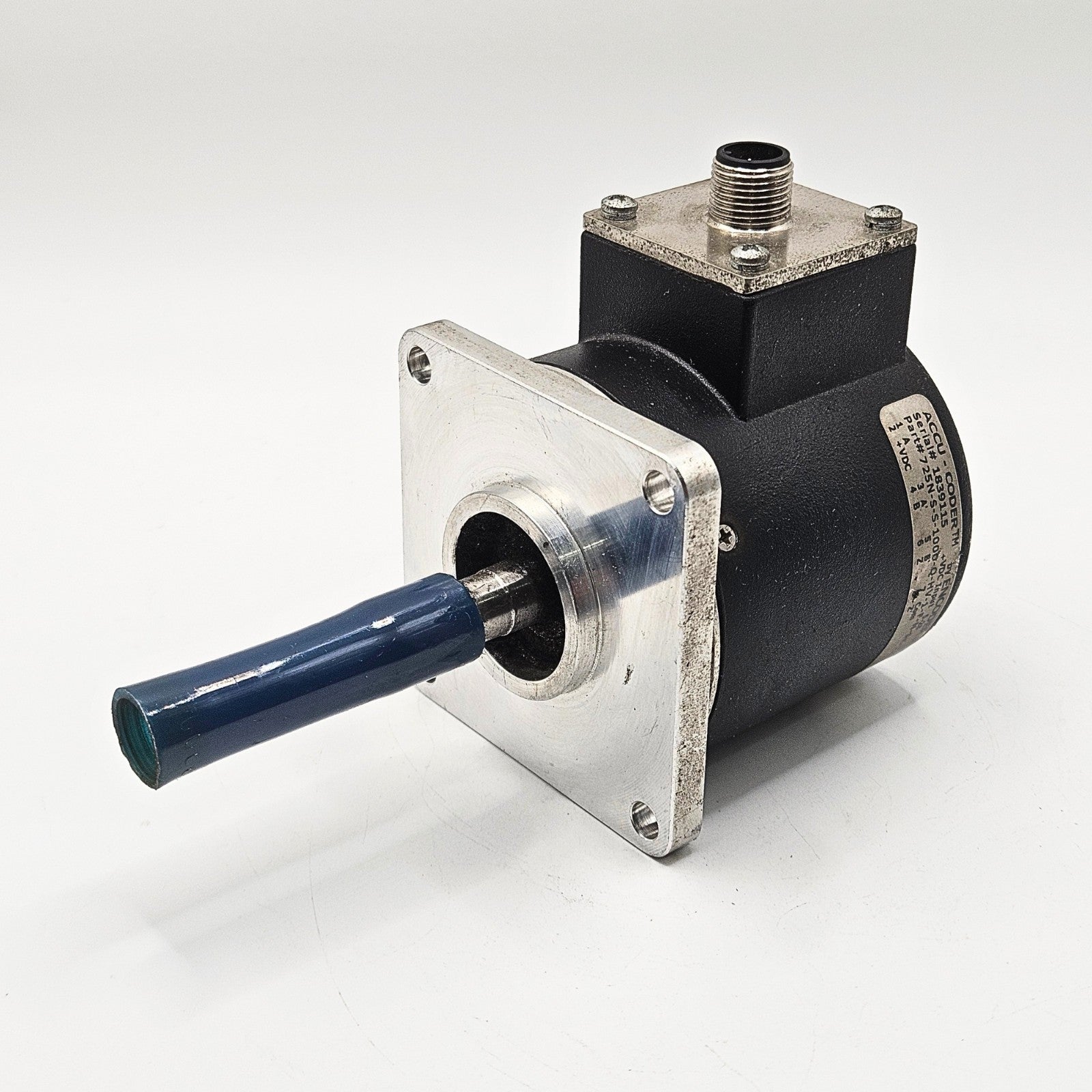 Encoder Products 725N-S-S-1000-Q-HV-1-F-N-SK-N-N 1000 PPR incremental rotary encoder for industrial motion feedback and automation systems