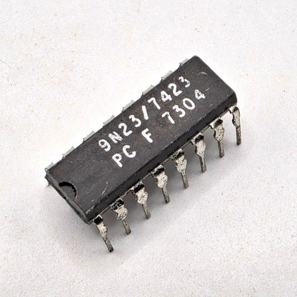 Fairchild 9N23 7423 dual 4-input NOR gate with strobe TTL DIP-16 for vintage logic repair from American Industrial Parts Group