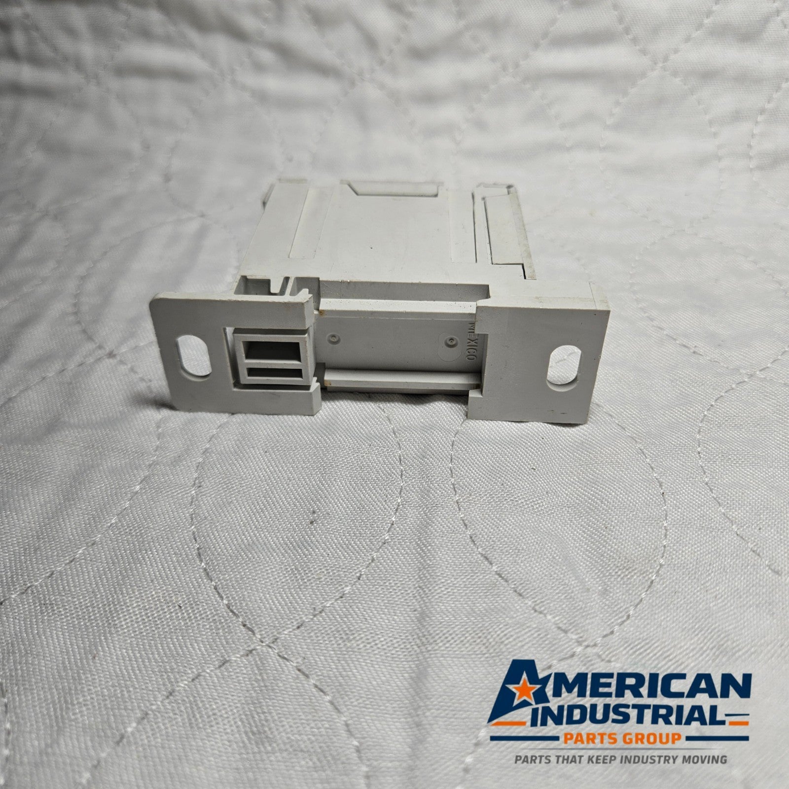 Ferraz Shawmut FSPDB2A distribution block for industrial automation and MRO applications. American Industrial Parts Group.