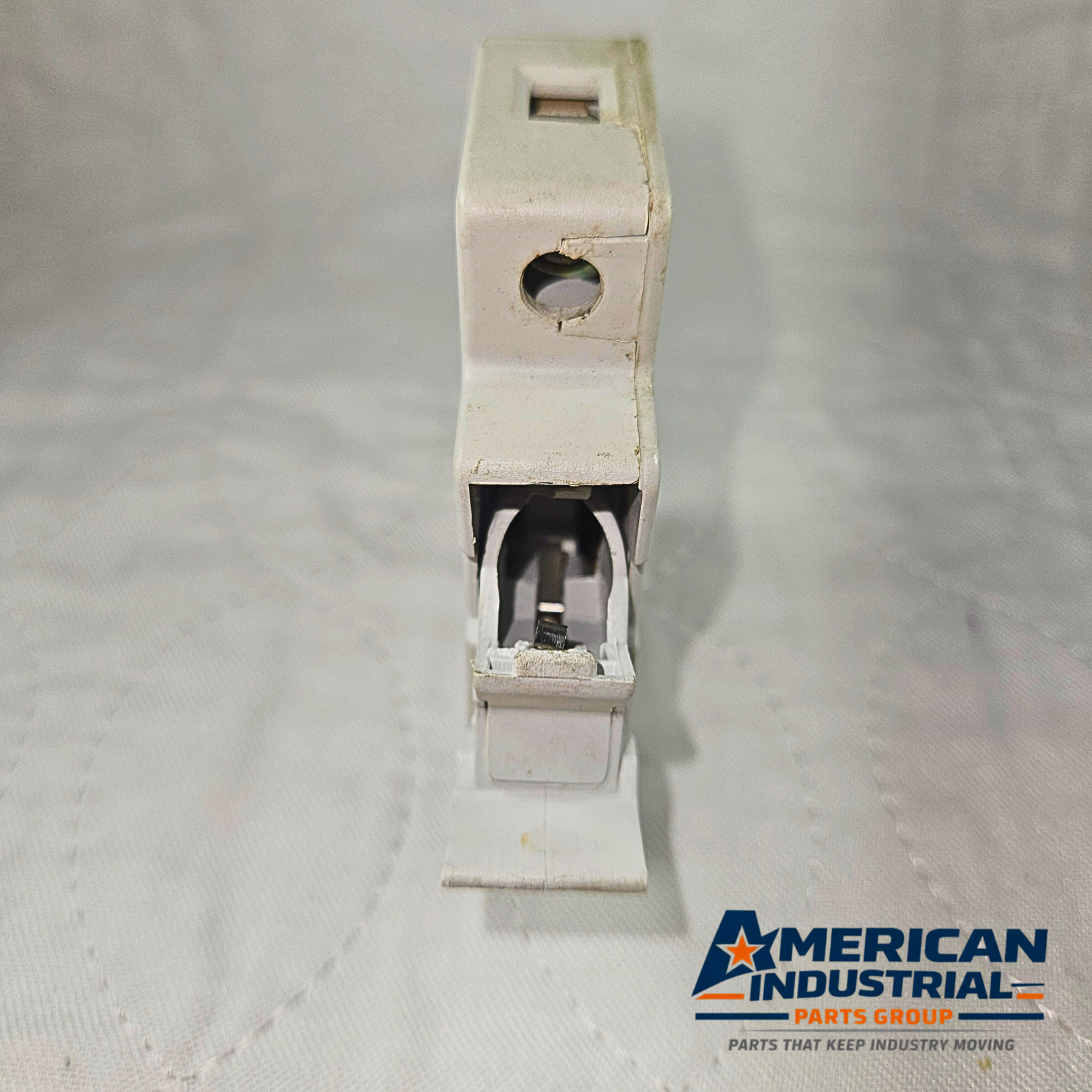 Ferraz Shawmut Ultrasafe Class CC fuse holder 600V 30A DIN rail for industrial electrical panels and MRO applications