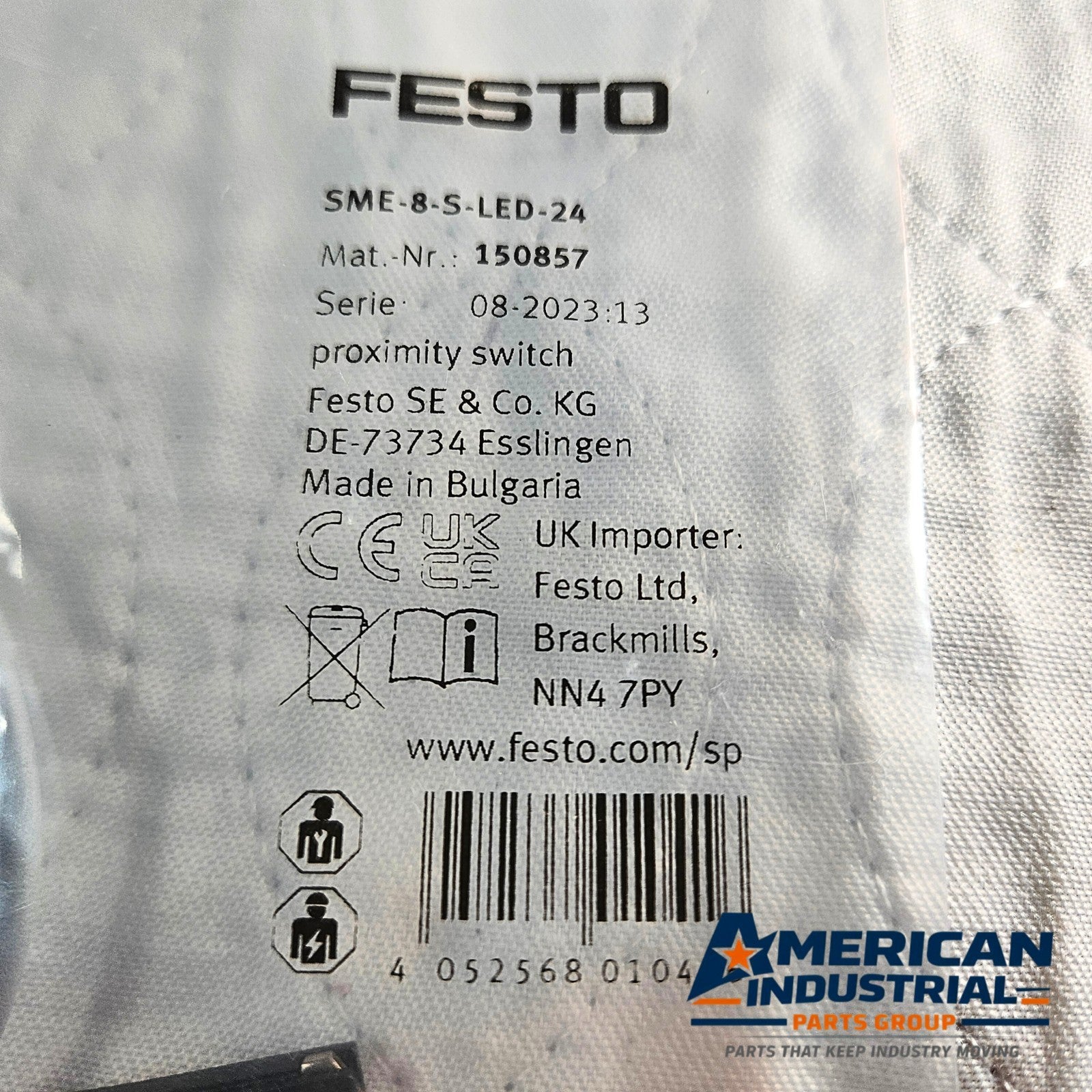Festo SME-8-LED-24 cylinder sensor reed switch 24V for pneumatic automation systems and industrial control applications